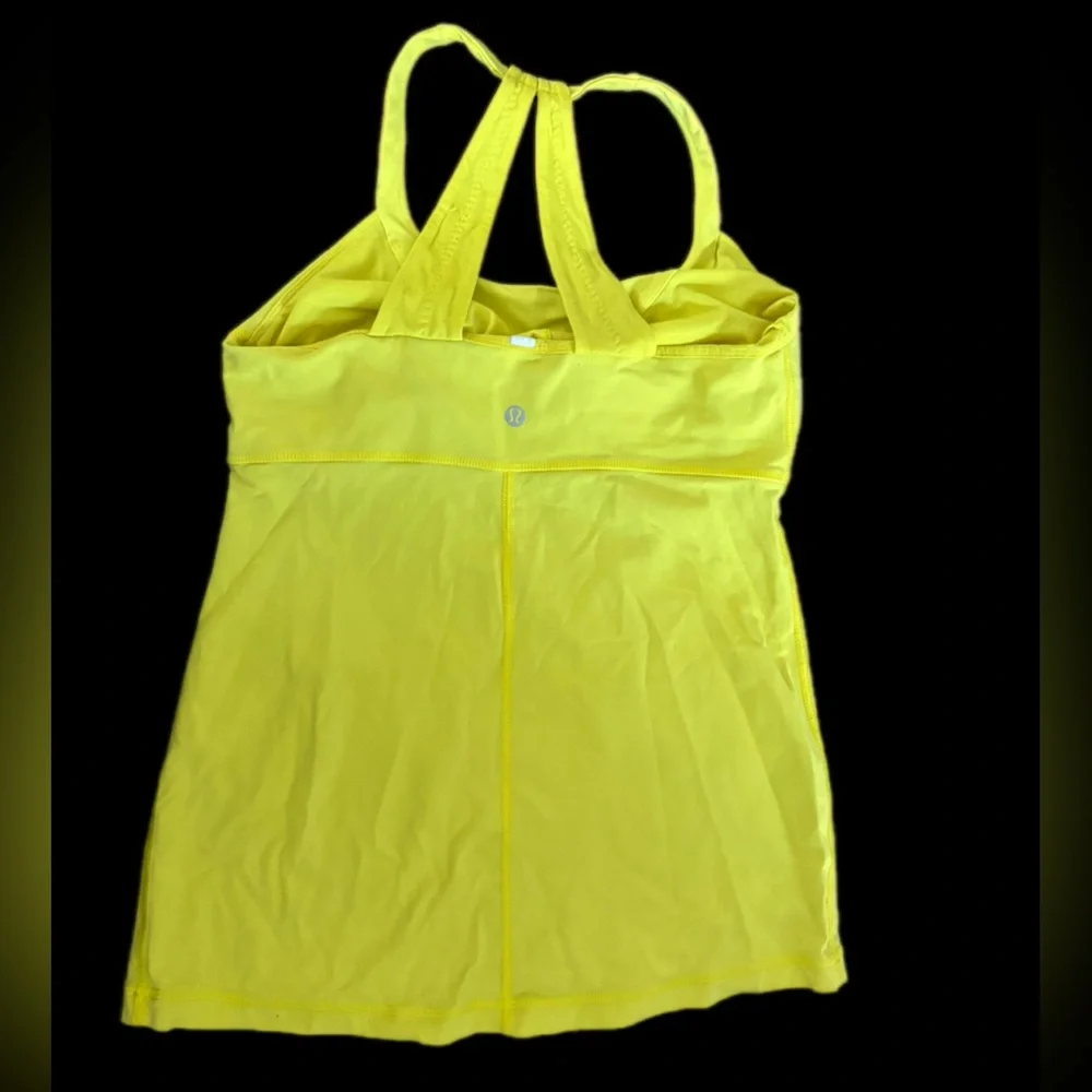 Lululemon Yellow Women's Top‎
